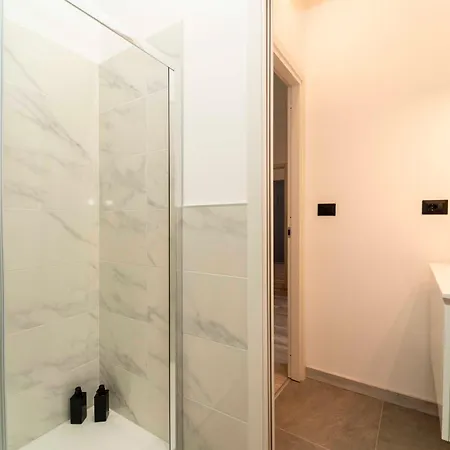 1 Homely - 50 Mt Dalle Molinette, 300 Mt Da Metro Spezia, 1k M Da Lingotto Fiere Apartment